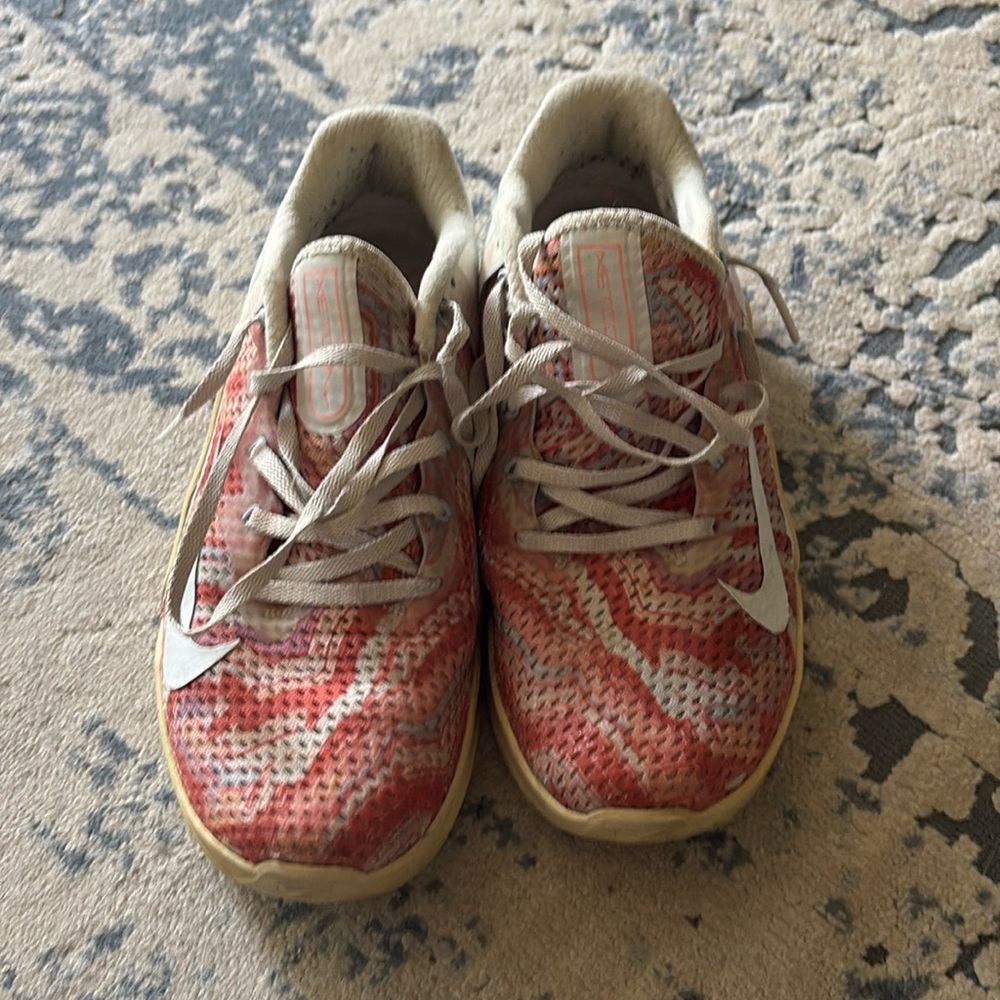 Nike metcons